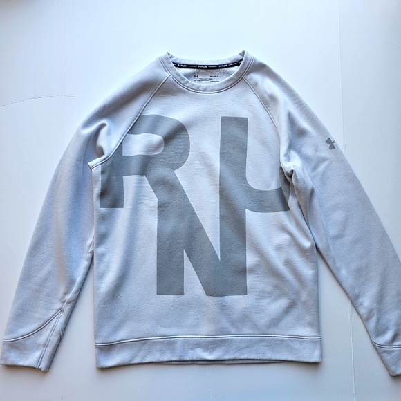 Under Armour RUN Fitted Coldgear Sweater with printed front - Picture 1 of 5